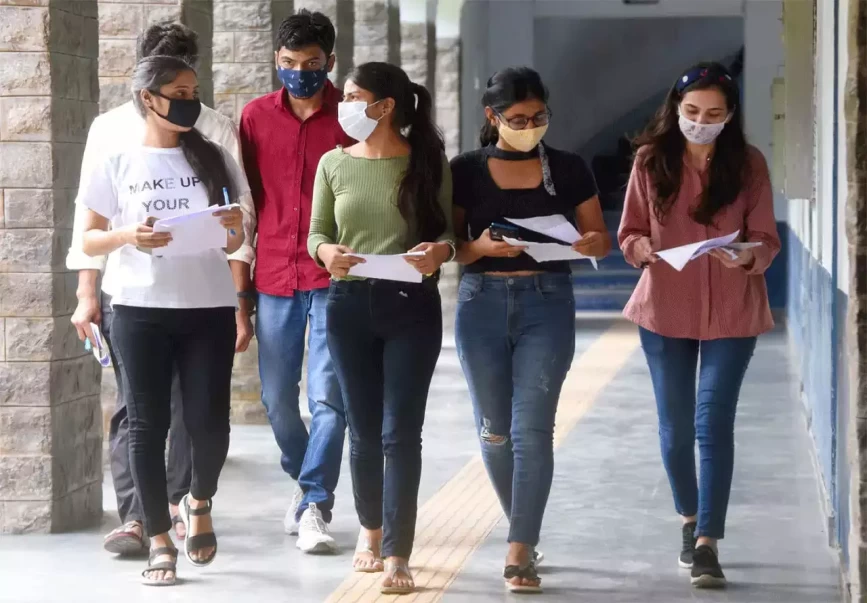 यूक्रेन में पढ़ाई कर रहे भारतीय स्टूडेंट्स तुरंत करें ये काम